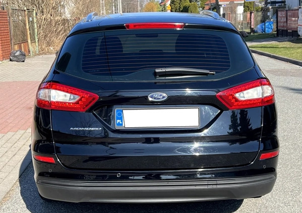 Ford Mondeo cena 49999 przebieg: 164000, rok produkcji 2016 z Piastów małe 407